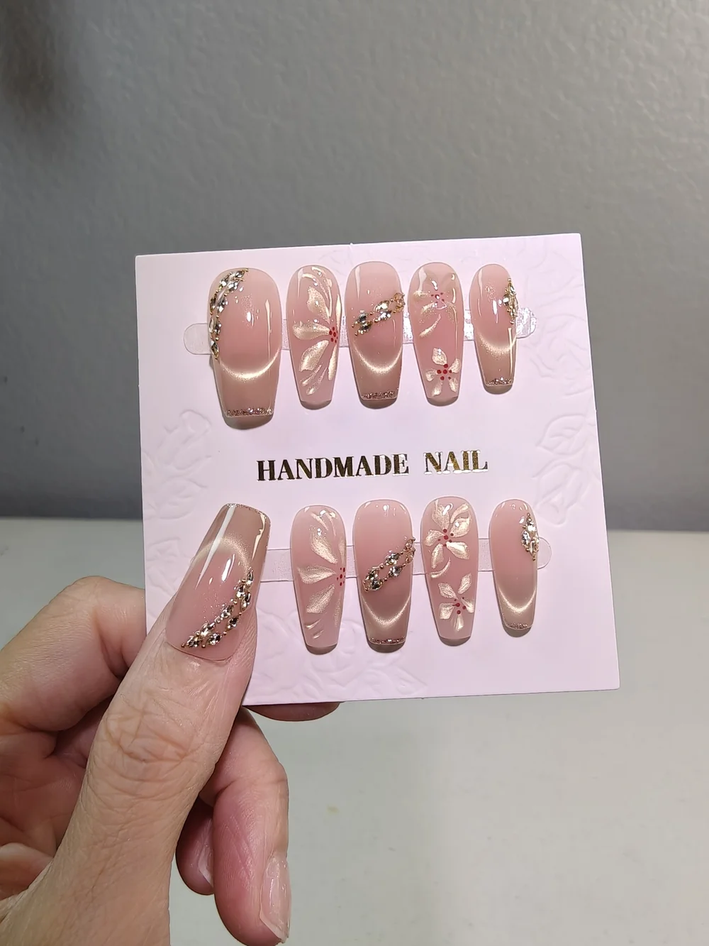 Nude Pink Gold Cat Eye With Floral Long Coffin Press On Nails With Rhinestone